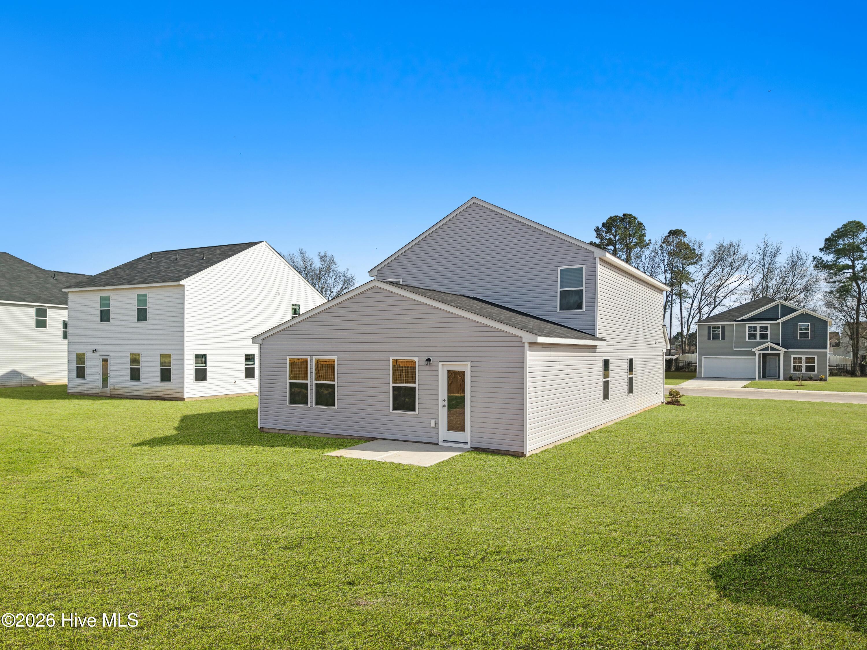 Single Family Residence at 148 N Squires Run Lane, Richlands, NC 28574, photo 46 of 52