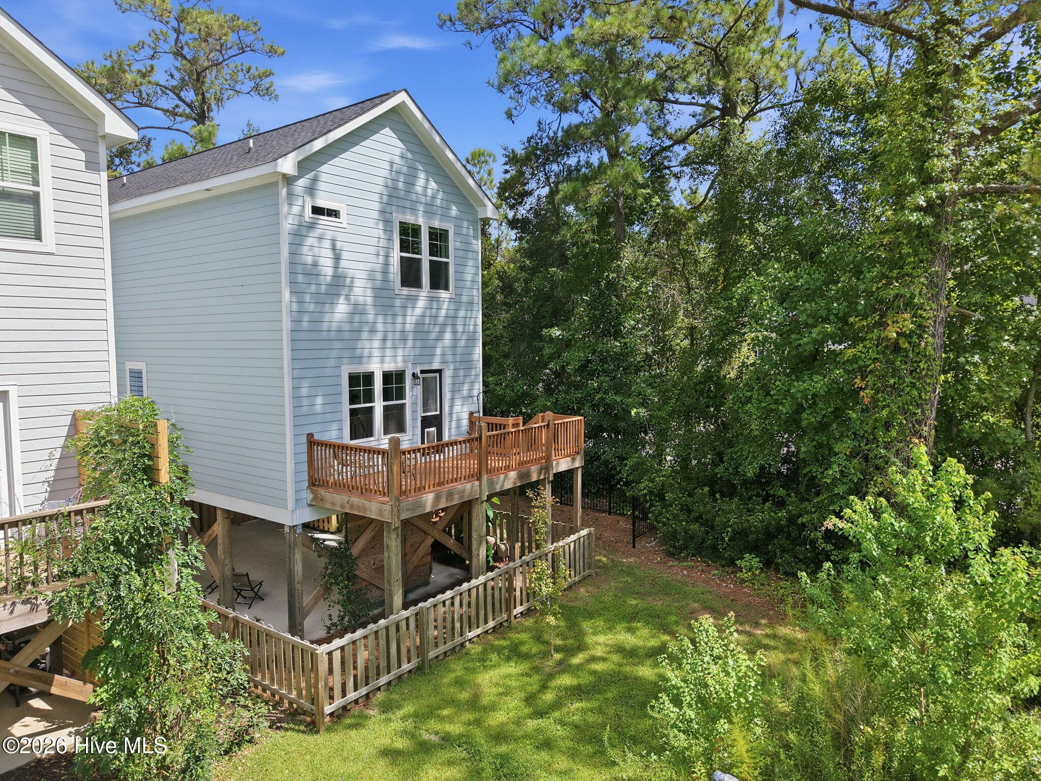 Single Family Residence at 1306 Charleston Common Drive, Leland, NC 28451, photo 6 of 57