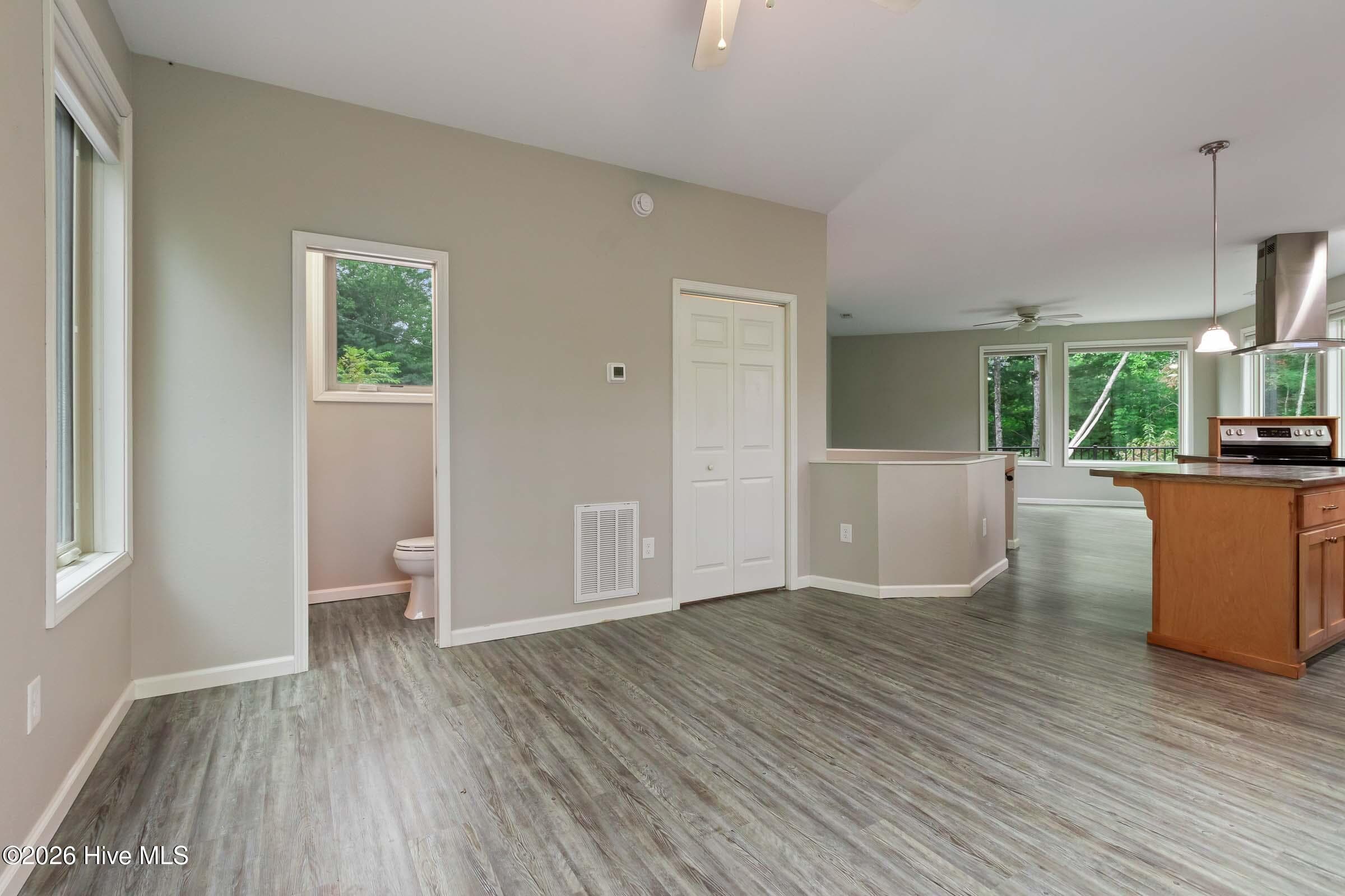 Single Family Residence at 315 Peachtree Mountain Estates Road, Murphy, NC 28906, photo 11 of 51