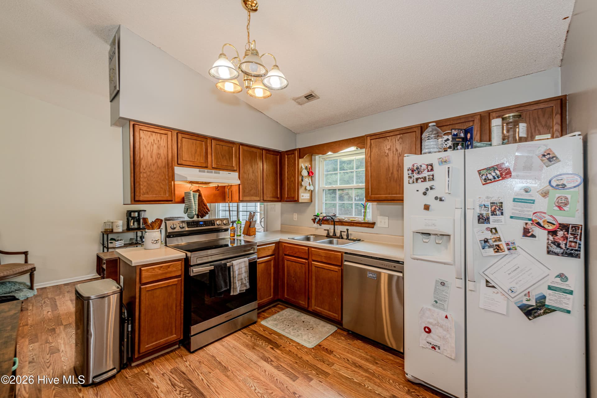 Single Family Residence at 106 Linden Road, Richlands, NC 28574, photo 13 of 124