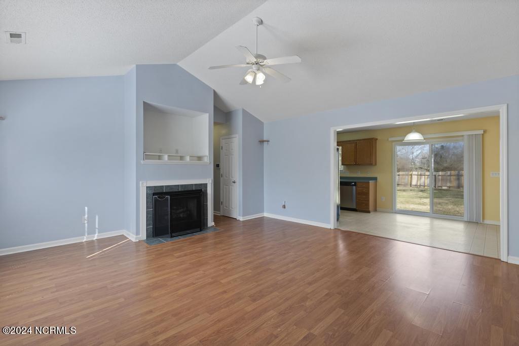 Single Family Residence at 1302 Davis Street, Jacksonville, NC 28540, photo 4 of 23