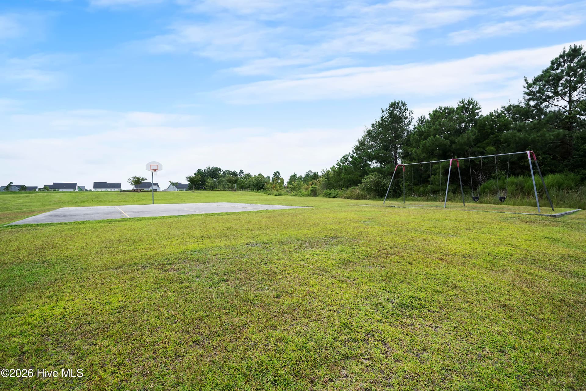 Single Family Residence at 1007 Ringlet Court, Leland, NC 28479, photo 4 of 4