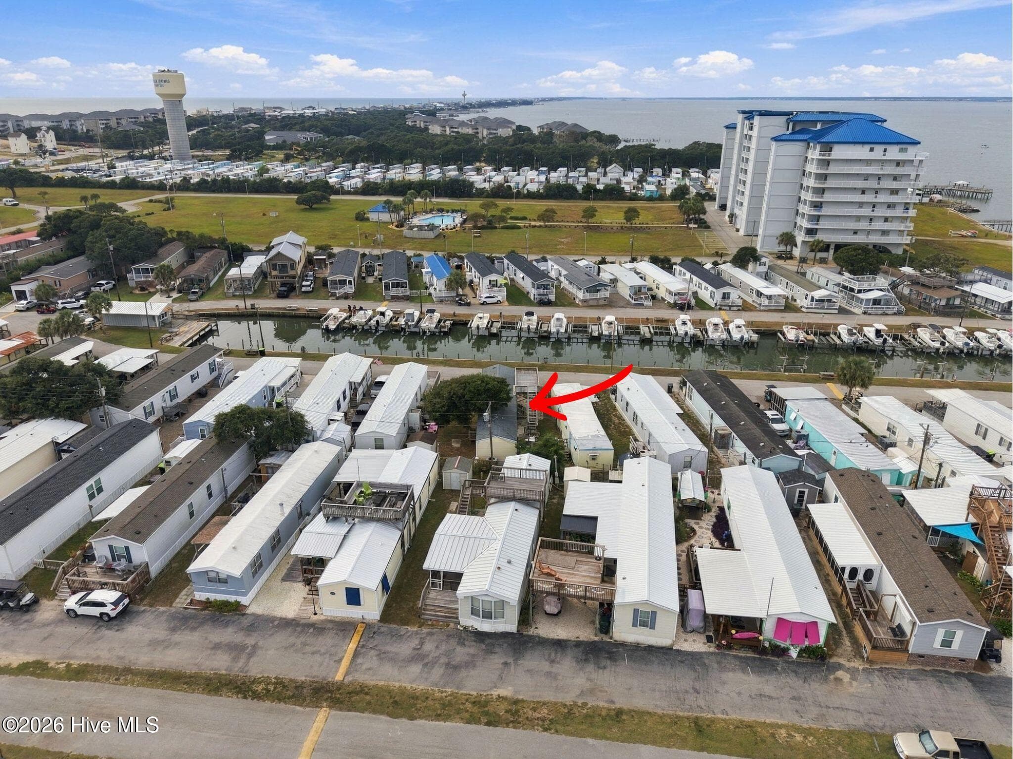 Manufactured Home at 1530 Salter Path Road 15, Indian Beach, NC 28512, photo 5 of 33