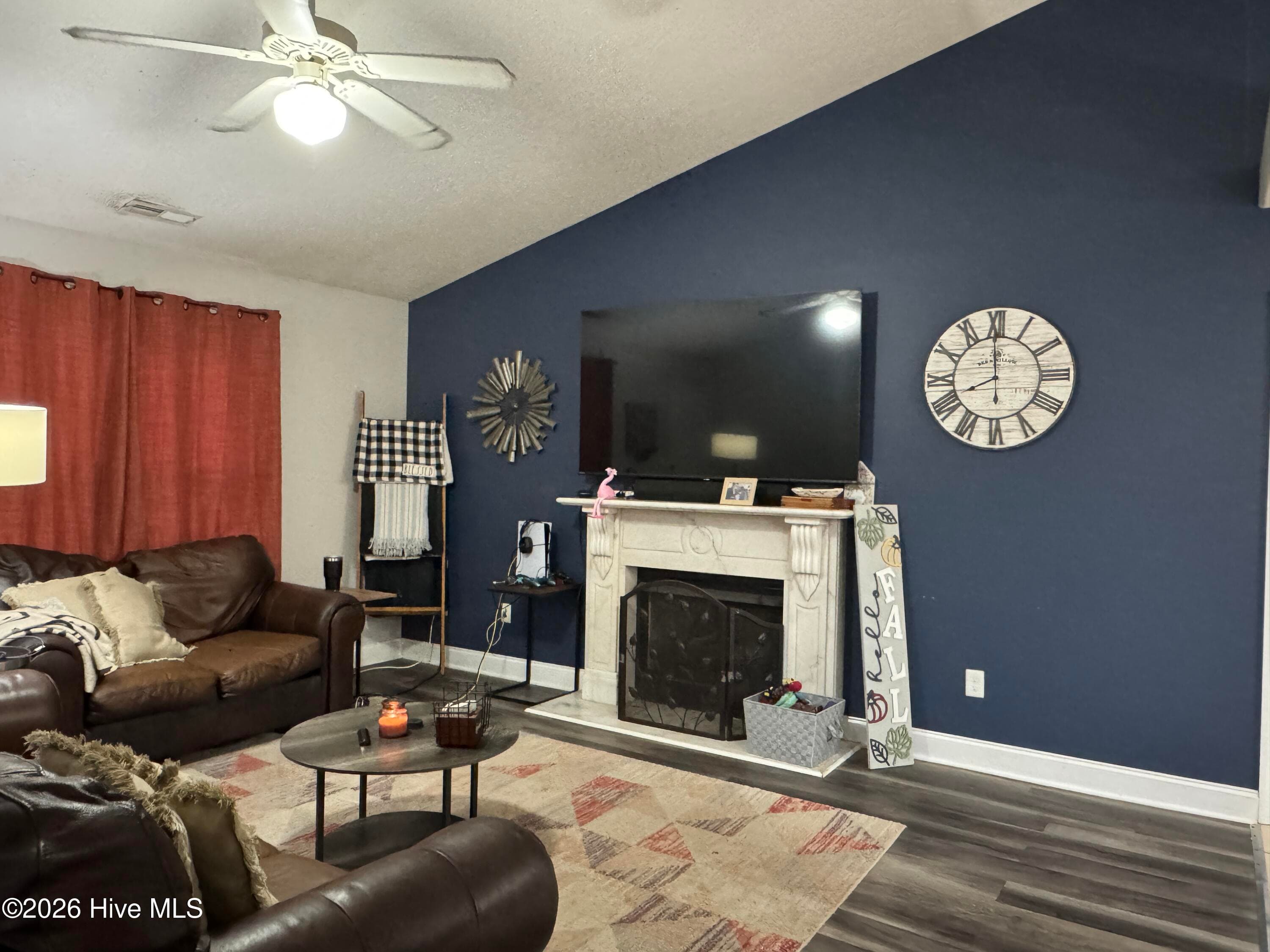 Single Family Residence at 104 Sparta Way, New Bern, NC 28562, photo 3 of 13
