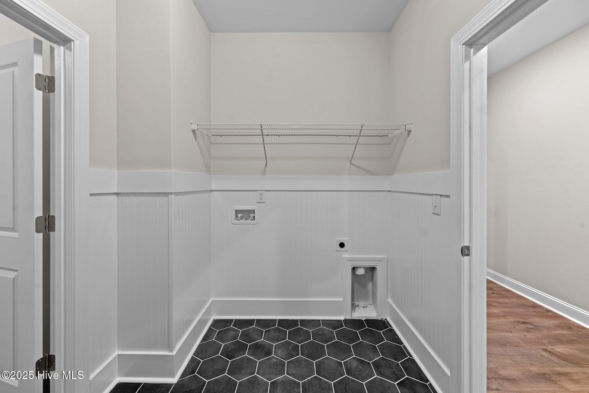 Photo of similar home - 3209 Honeysuckle Drive, Winterville, NC 28590