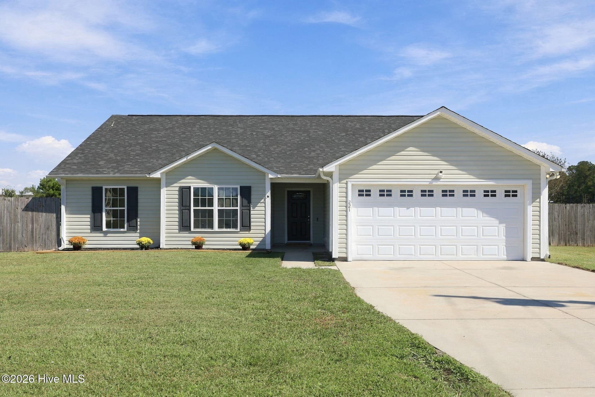221 Cherry Blossom Drive, Richlands, NC 28574