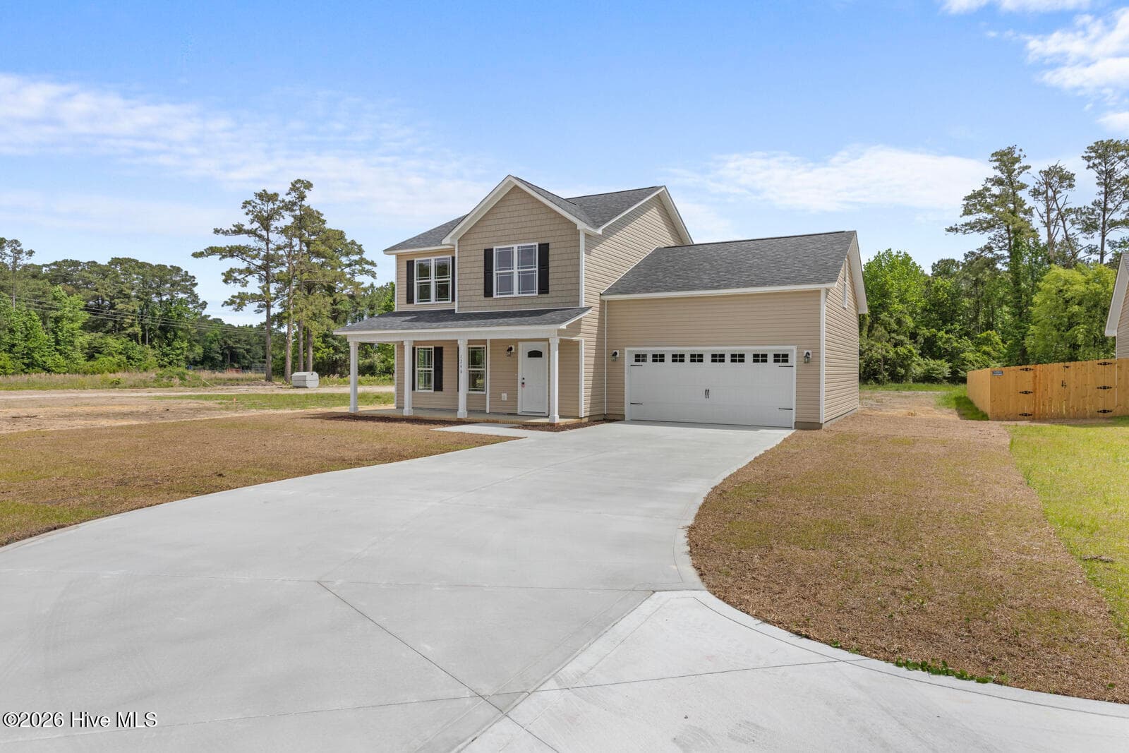 Single Family Residence at 1246 Old Maplehurst Road, Jacksonville, NC 28540, photo 3 of 32