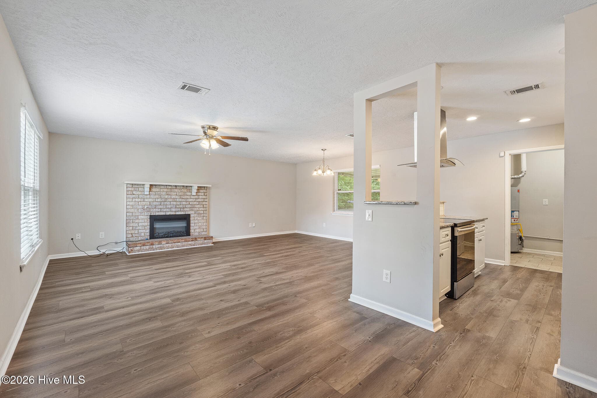Single Family Residence at 623 Thomas Drive, Martinez, GA 30907, photo 3 of 22