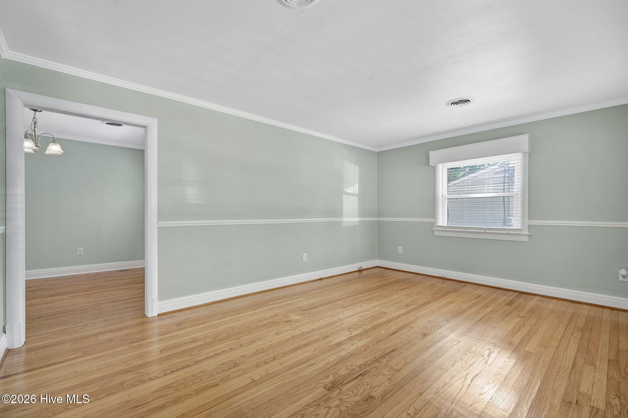 Single Family Residence at 3609 Wilshire Boulevard, Wilmington, NC 28403, photo 6 of 25