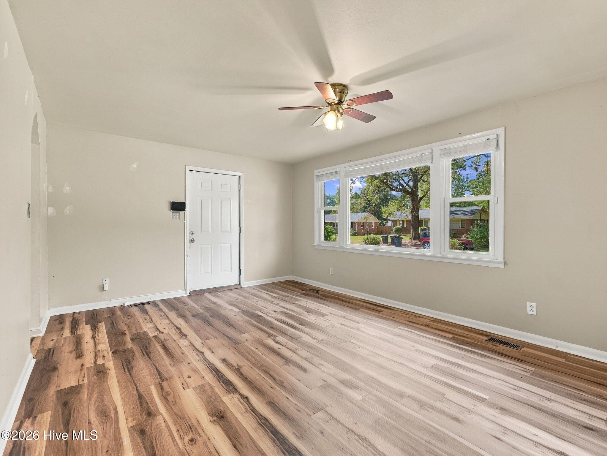 Single Family Residence at 125 Kitt Drive, Jacksonville, NC 28540, Jacksonville, photo 15 of 39