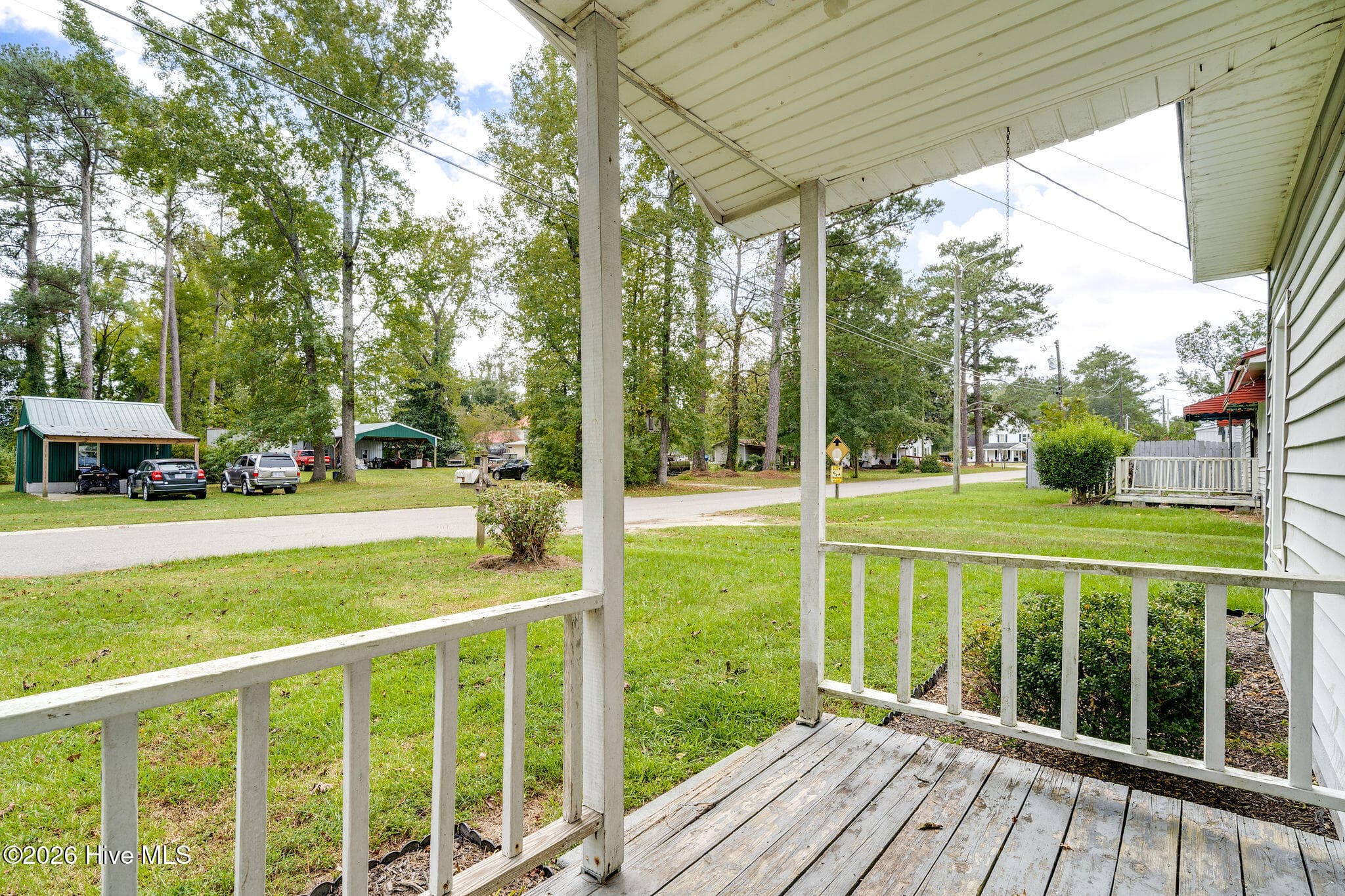 Single Family Residence at 115 E Murphy Street, Wallace, NC 28466, photo 19 of 24