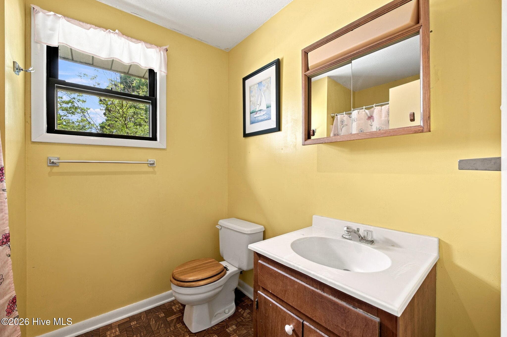 Single Family Residence at 1210 Pelican Drive, New Bern, NC 28560, photo 21 of 48
