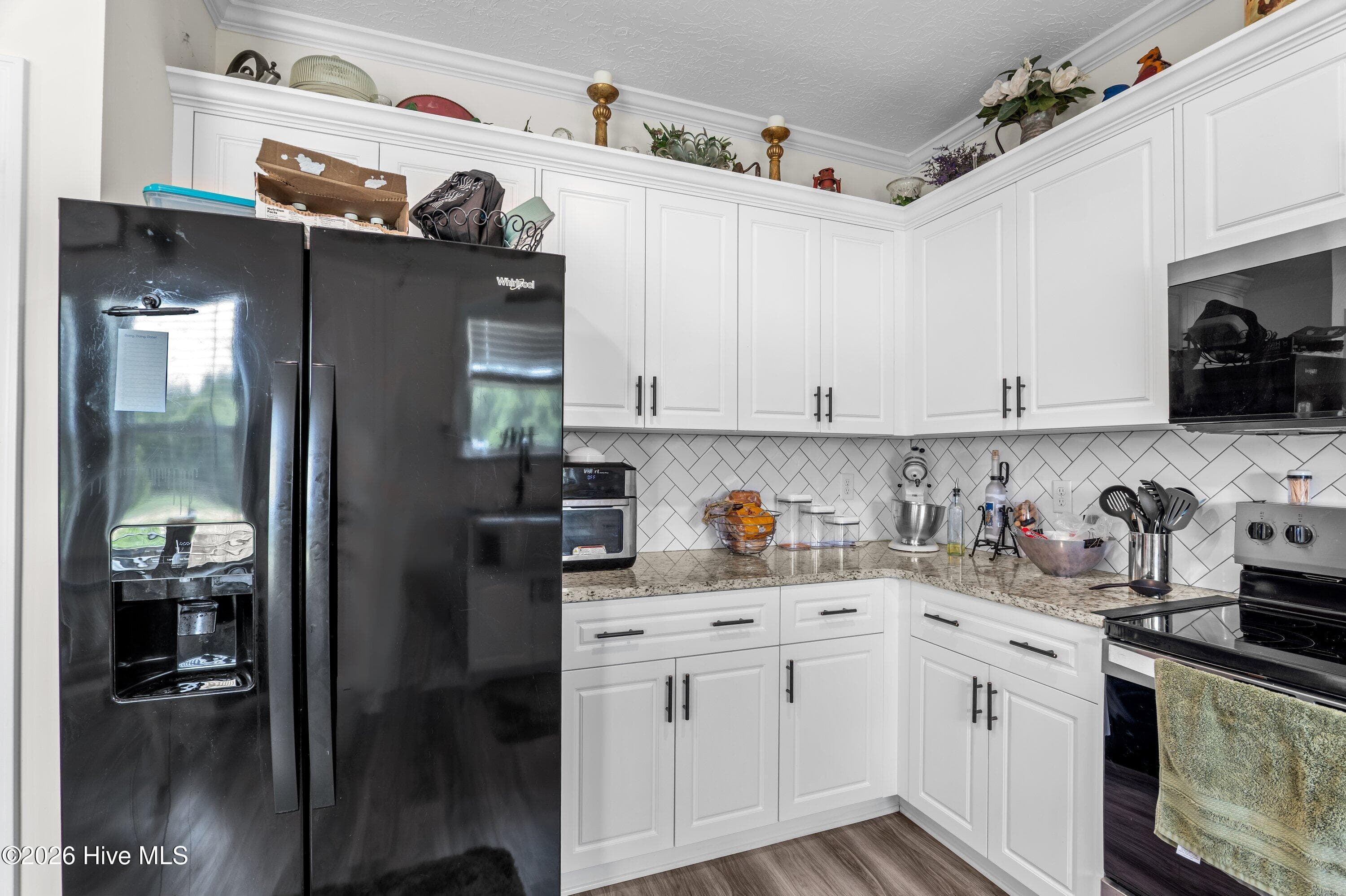 Kitchen Refrigerator - 885 Inlet Surf Way, Warrenville, SC 29851