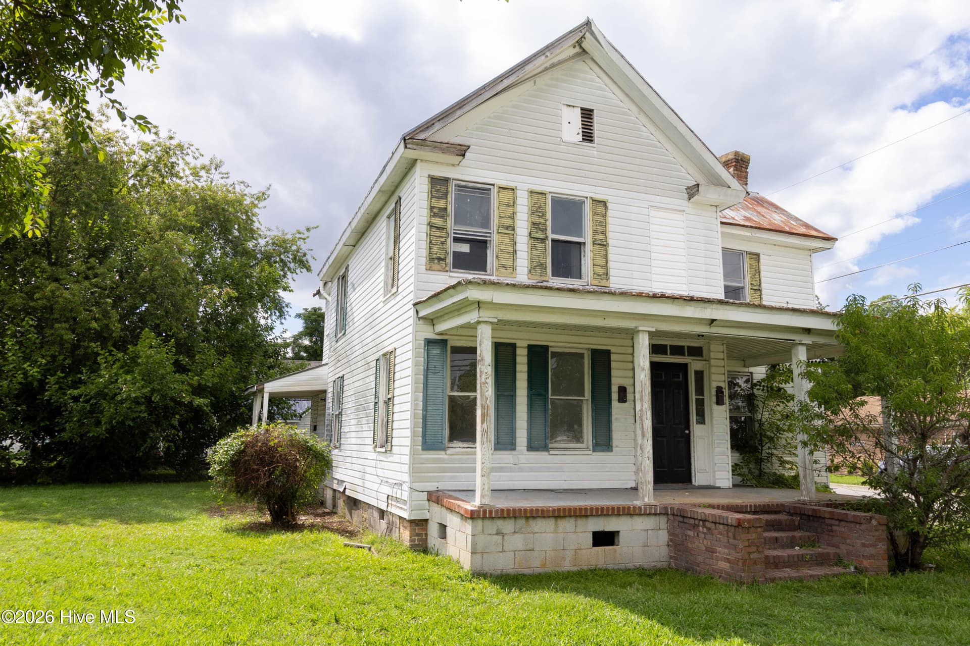 Single Family Residence at 313 N Oakum Street, Edenton, NC 27932