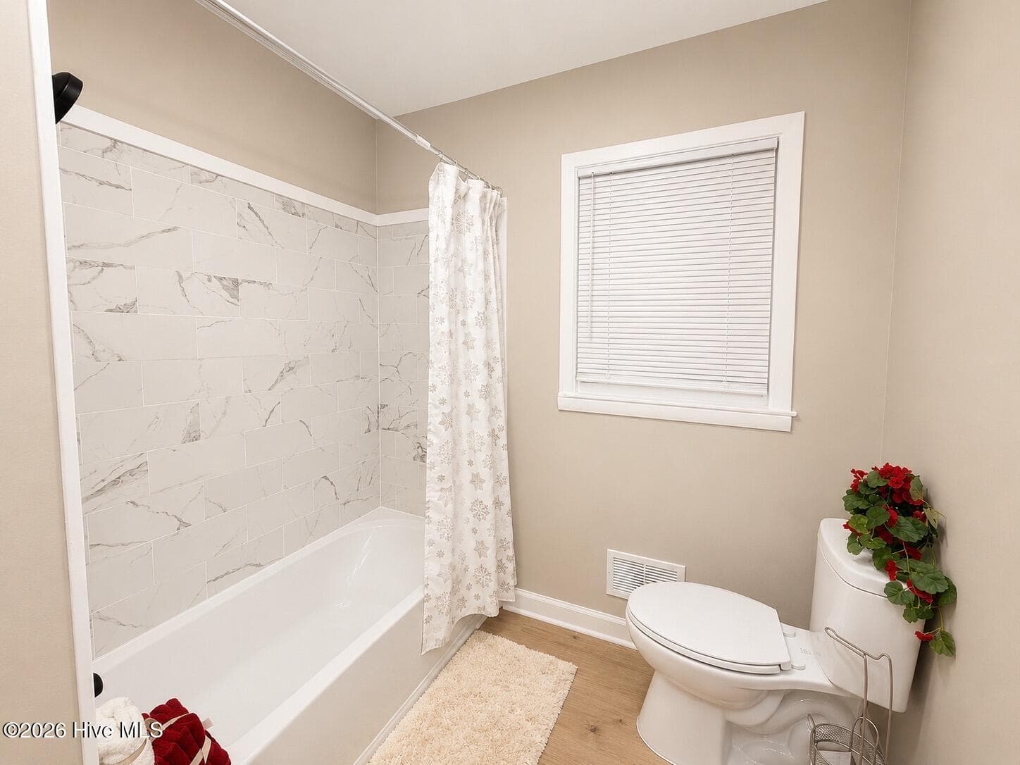 Single Family Residence at 3202 College Road, Wilmington, NC 28412, photo 31 of 45
