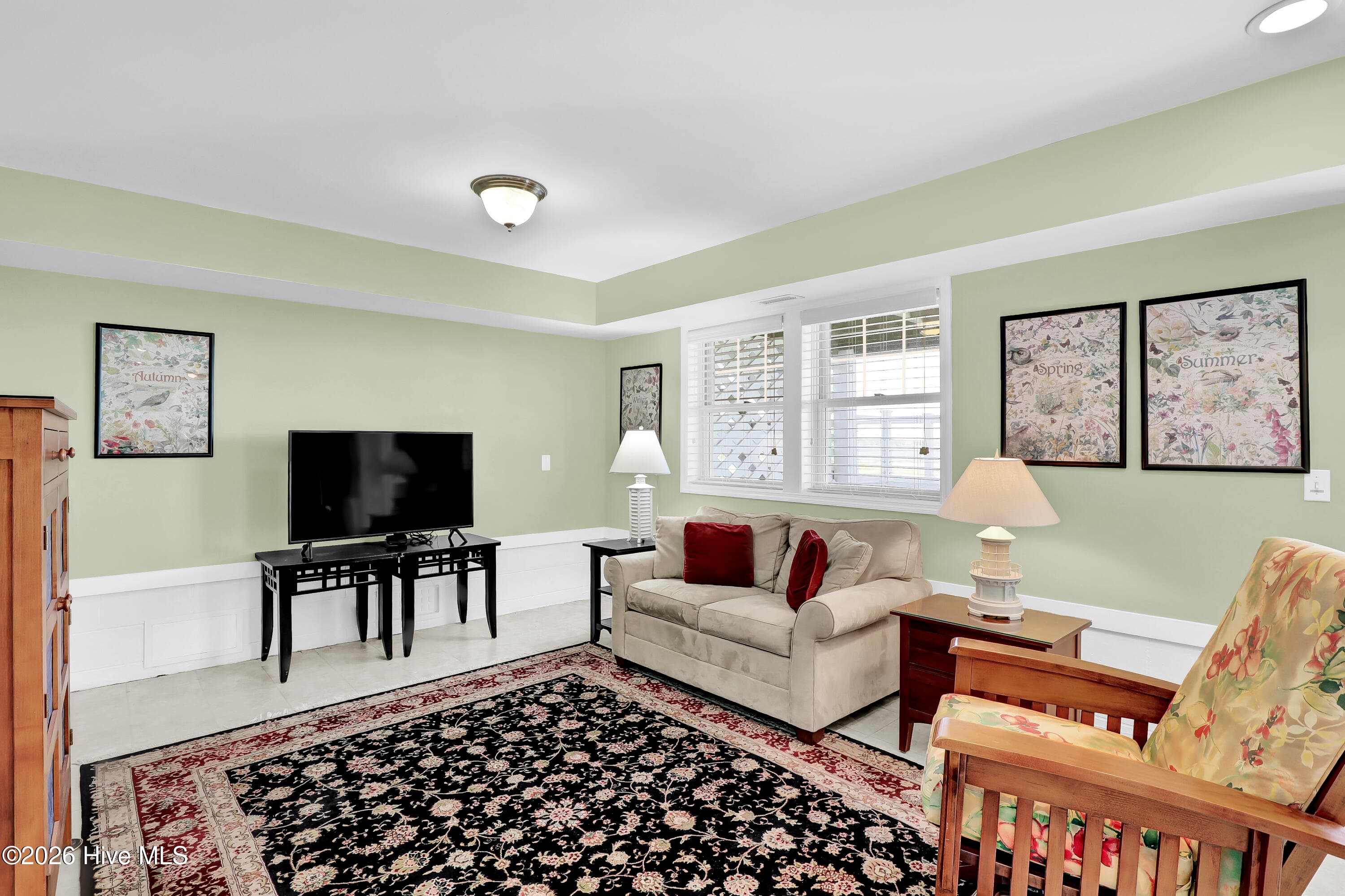 Single Family Residence at 275 Riverside Drive, Sneads Ferry, NC 28460, photo 22 of 46