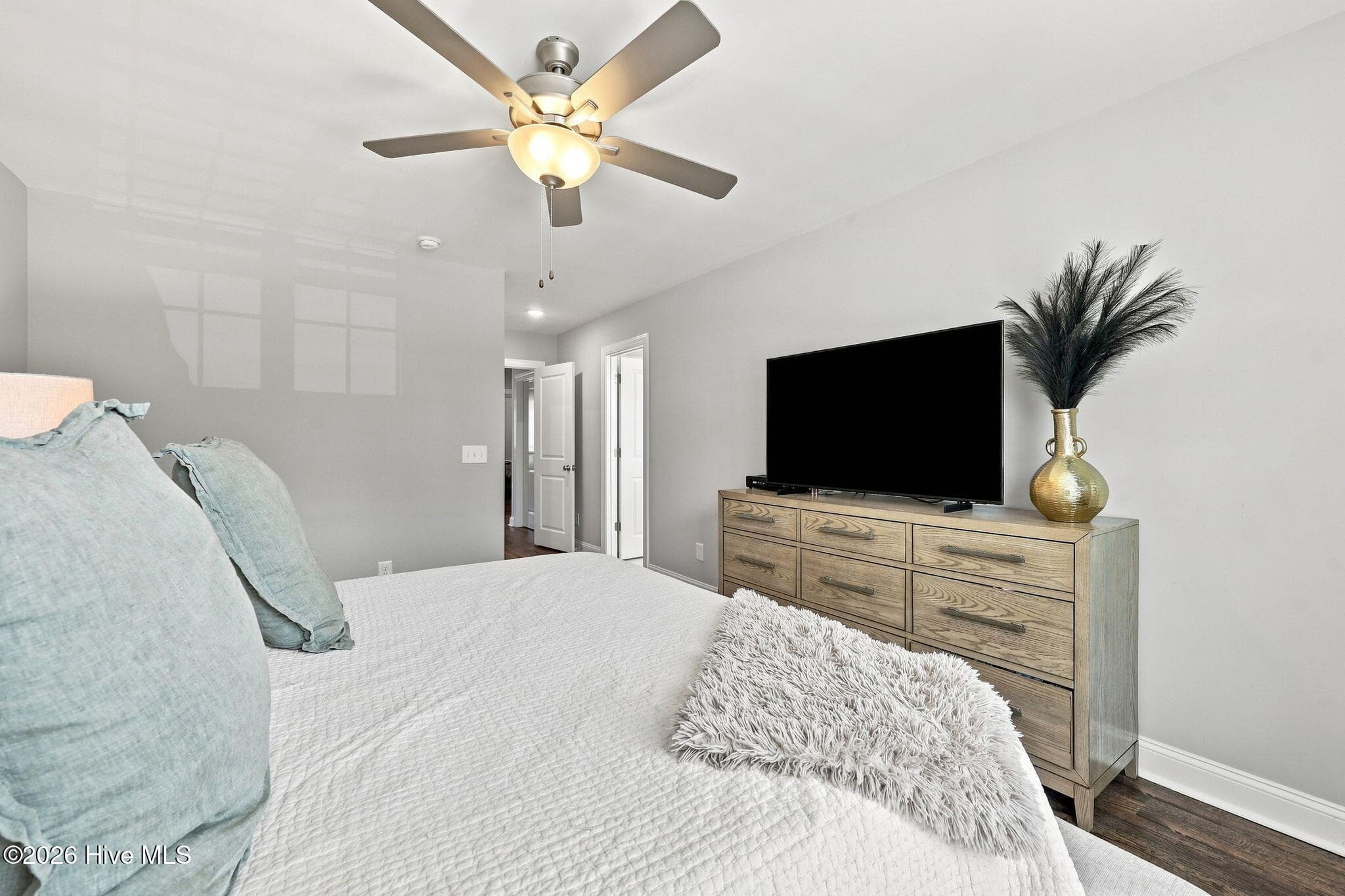 owner suite - 3516 Richter Way A, Greenville, NC 27834