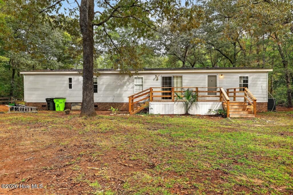 Manufactured Home at 4105 Maggie Lane, New Bern, NC 28560, photo 5 of 43