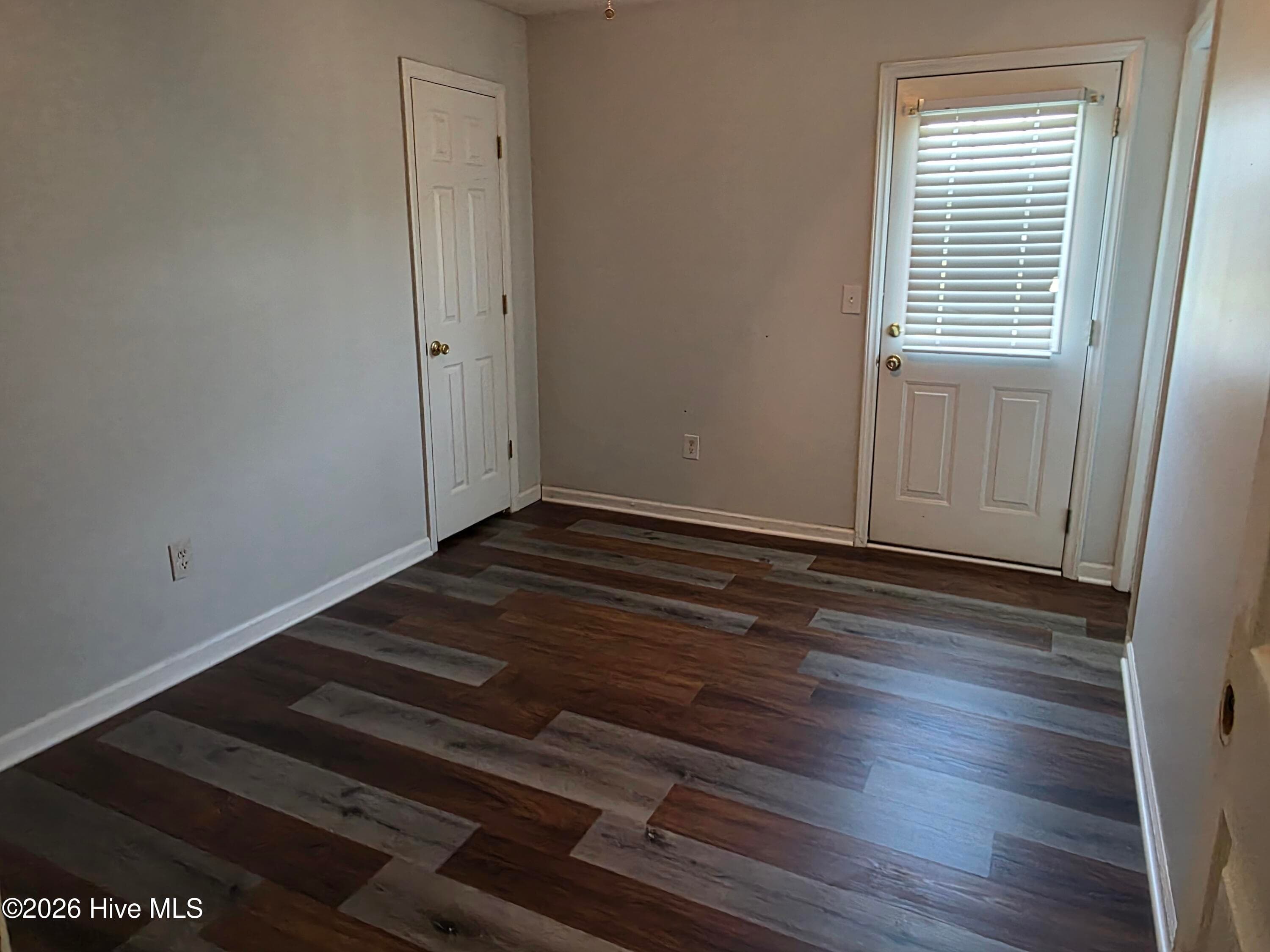 Single Family Residence at 303 Olive Branch Boulevard, Grifton, NC 28530, photo 9 of 30