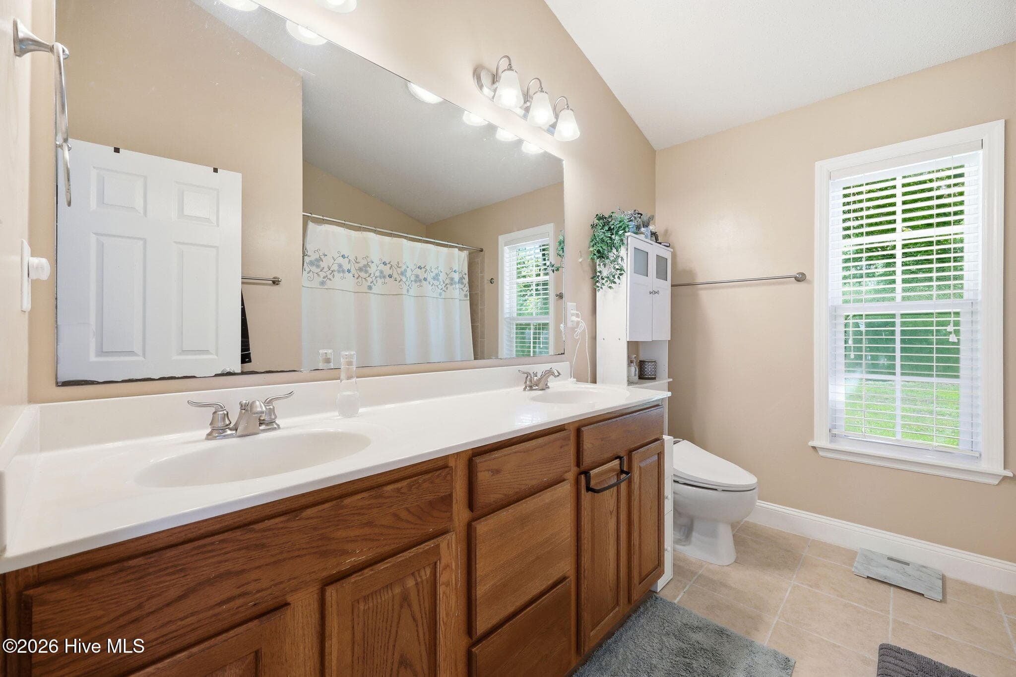 Single Family Residence at 135 Tifton Circle, Cape Carteret, NC 28584, Cape Carteret, photo 26 of 49