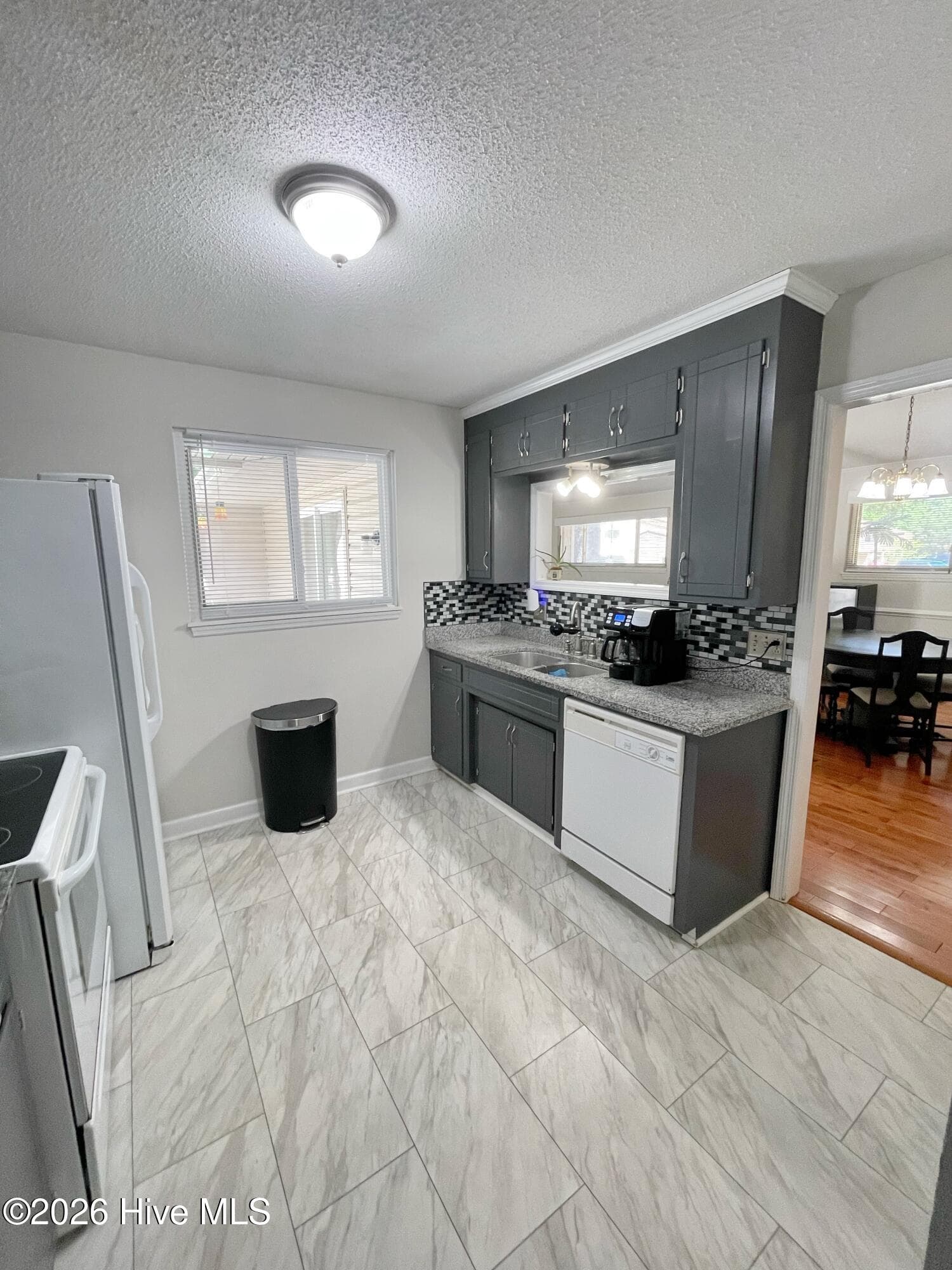 Townhouse at 1 Quarterdeck, New Bern, NC 28562, photo 5 of 12