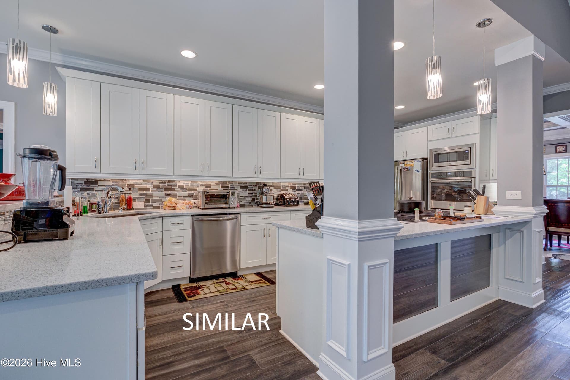 Single Family Residence at 113 Mallard Drive, Hampstead, NC 28443, photo 2 of 3