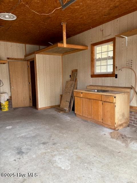 Single Family Residence at 1729 Holly Ridge Road, Kinston, NC 28504, photo 3 of 4