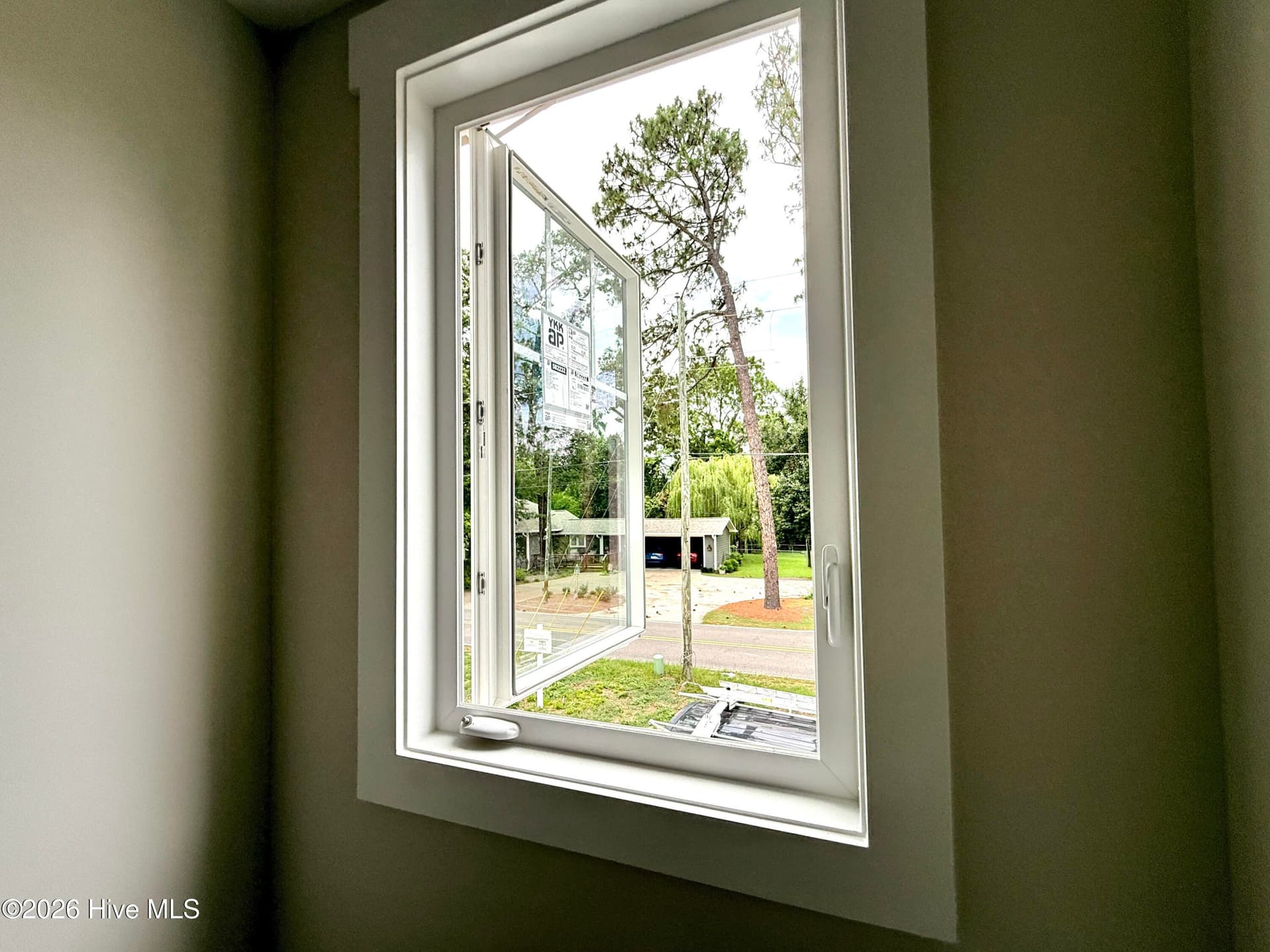 Fold out windows - 995 Holly Road, Lakeview, NC 28350
