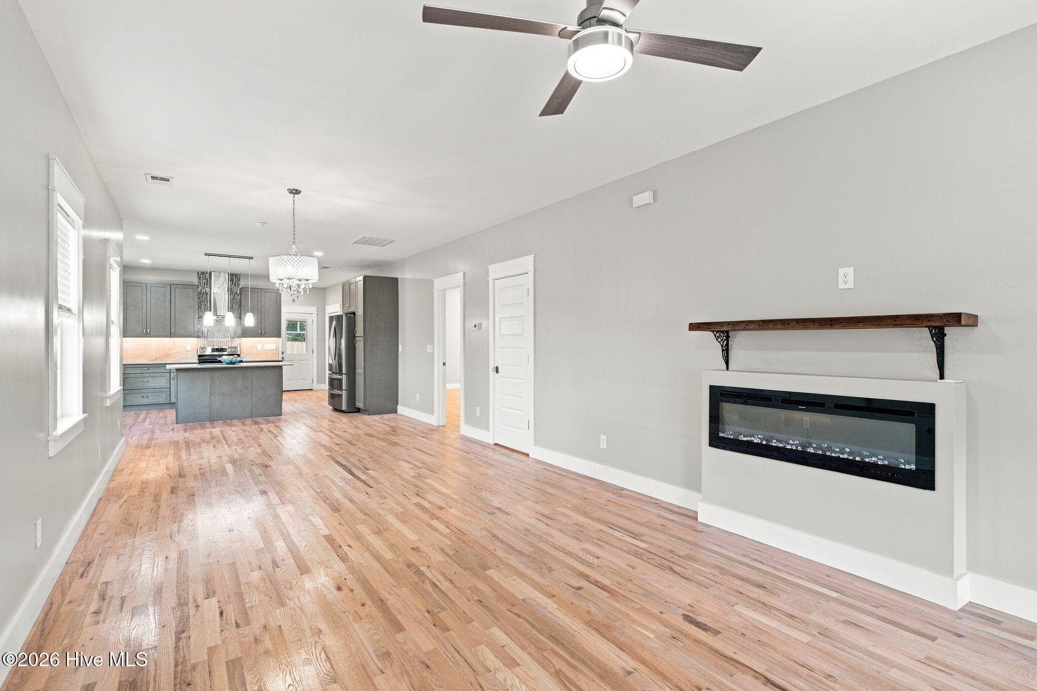 Single Family Residence at 512 Queen Street, Wilmington, NC 28401, photo 21 of 95