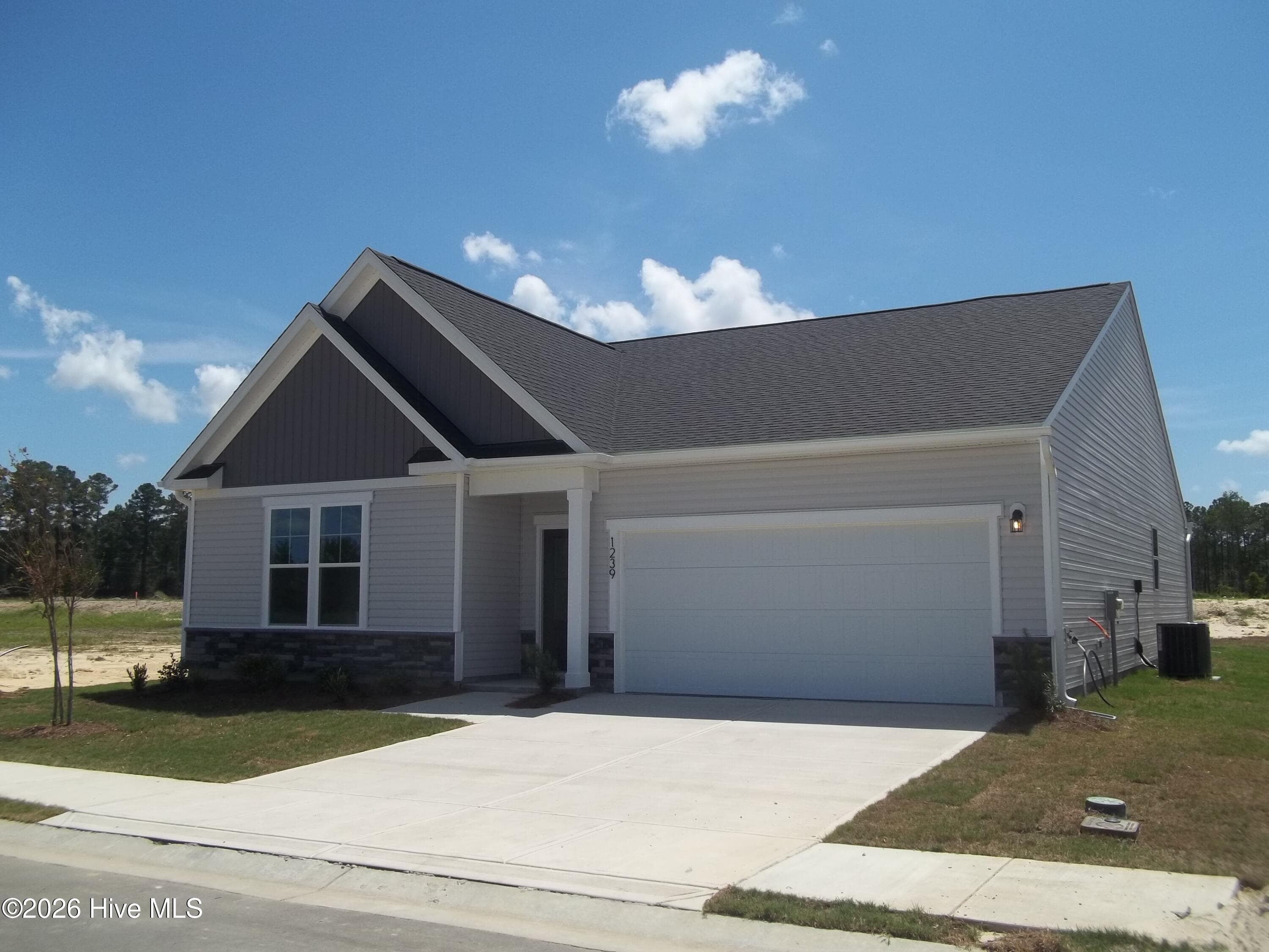 Single Family Residence at 1239 Evening Walk, Winnabow, NC 28479, photo 5 of 49