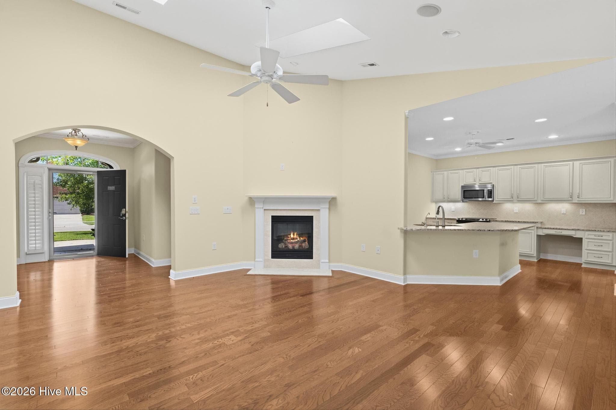 Townhouse at 3769 Anslow Drive, Leland, NC 28451, photo 9 of 57