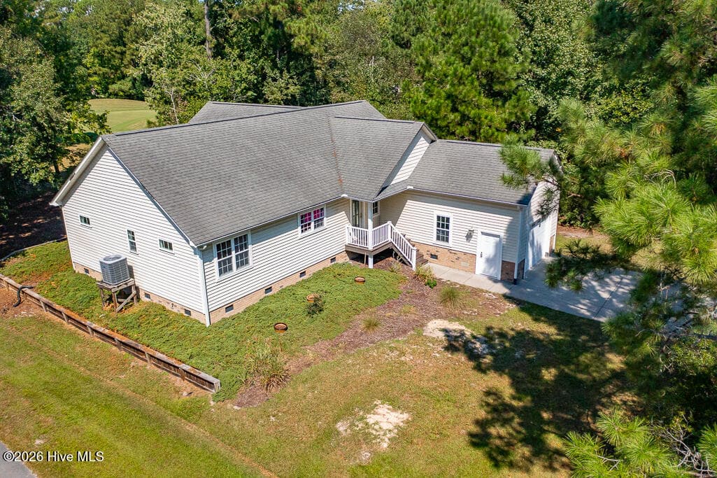 Single Family Residence at 1114 Barkentine Drive, New Bern, NC 28560, photo 62 of 66