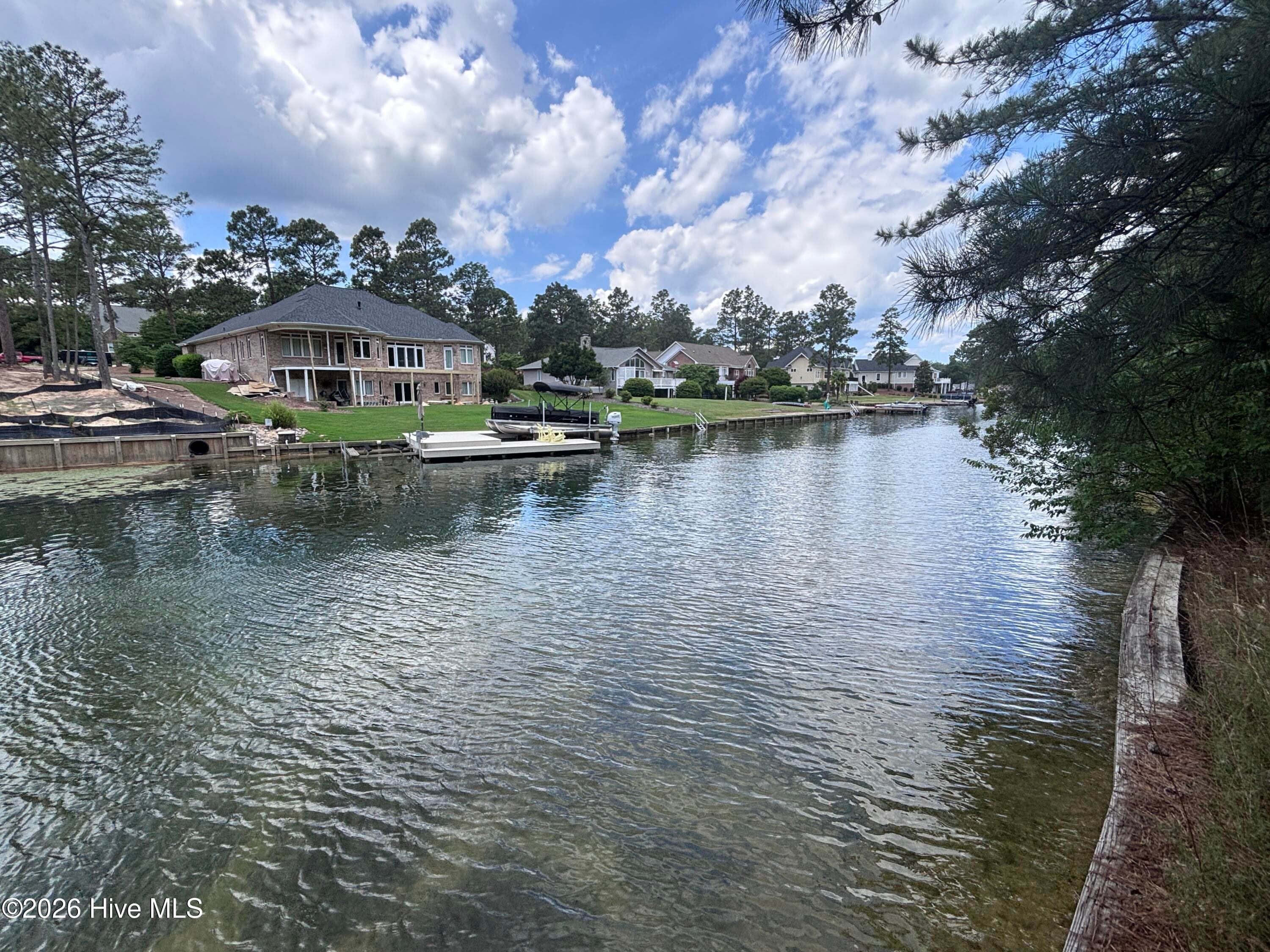 111 Callis Circle, West End, NC 27376