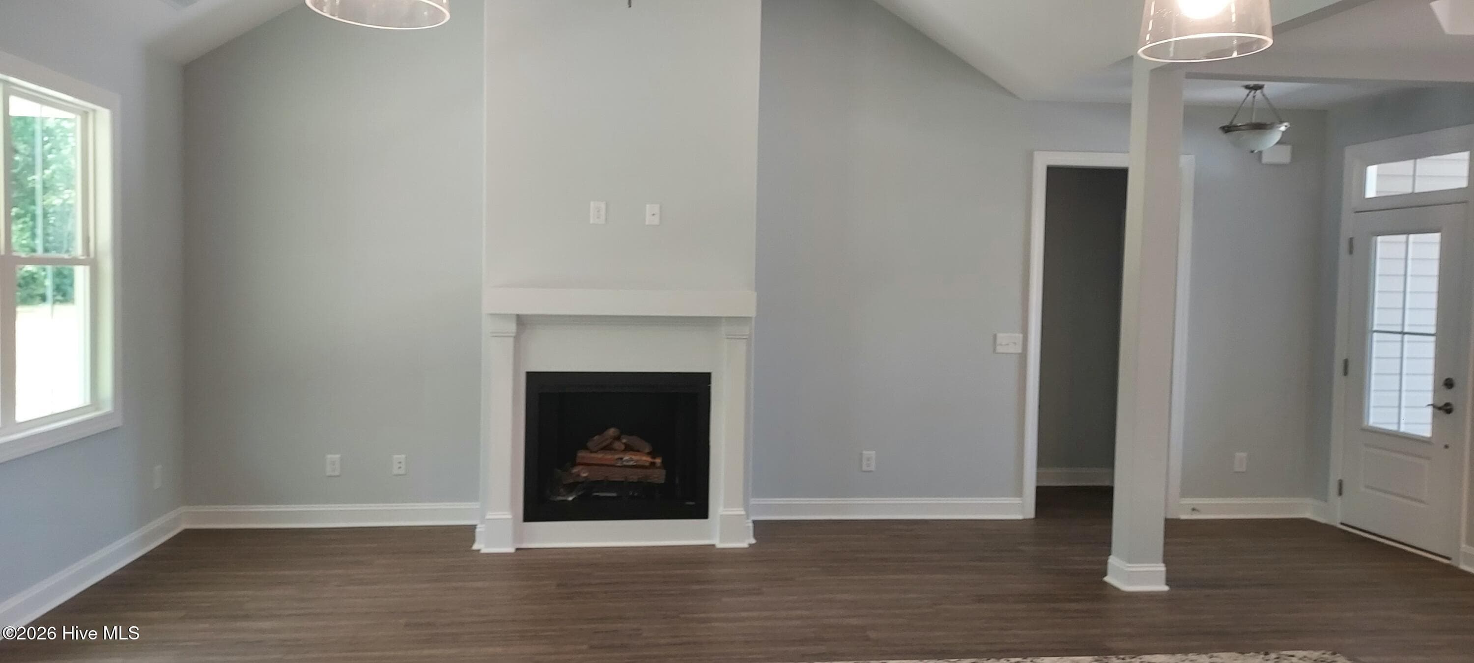 Single Family Residence at 114 Rolling Water Lane, Swansboro, NC 28584, photo 14 of 30