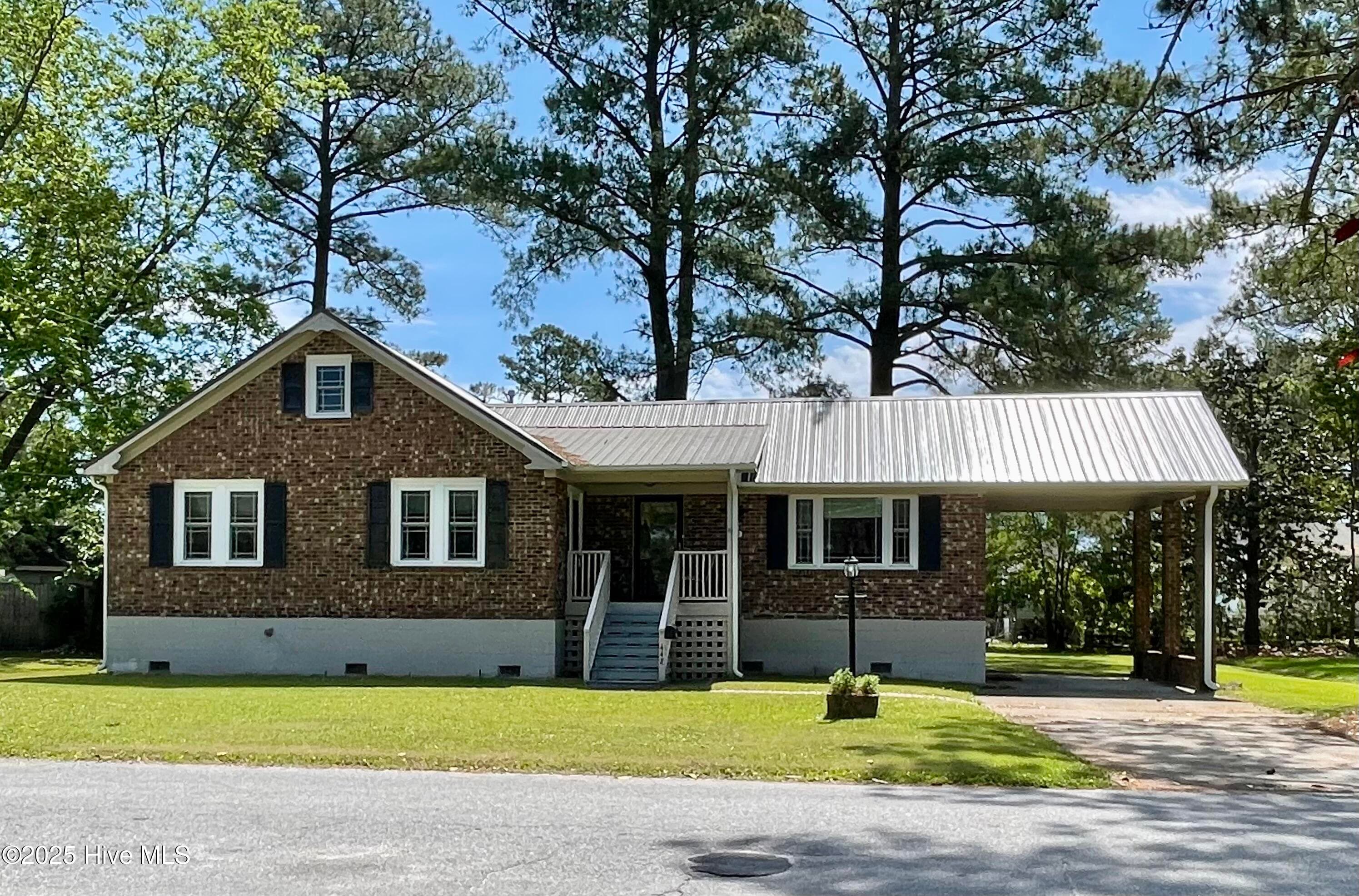 442 Lamont Street, Belhaven, NC 27810