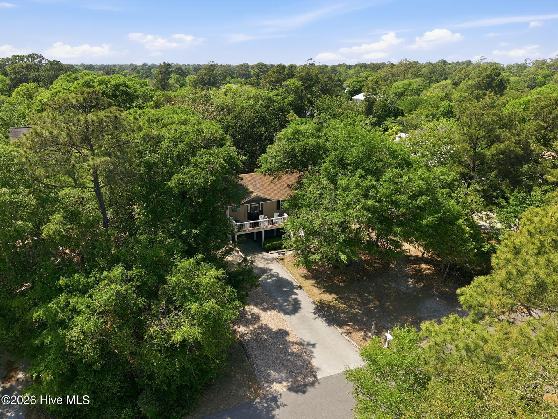 Single Family Residence at 137 Doe Drive, Emerald Isle, NC 28594, photo 6 of 49