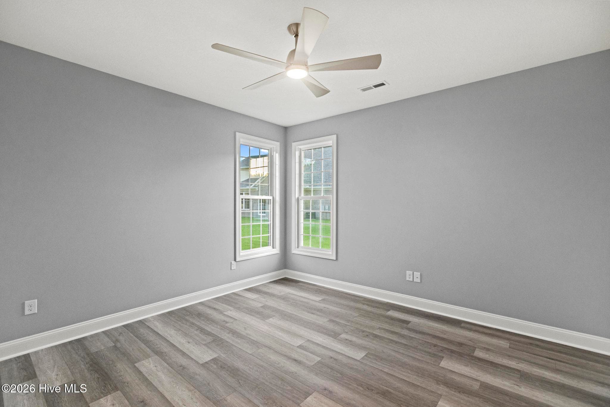 Single Family Residence at 403 King Richard Court, Jacksonville, NC 28546, photo 24 of 43