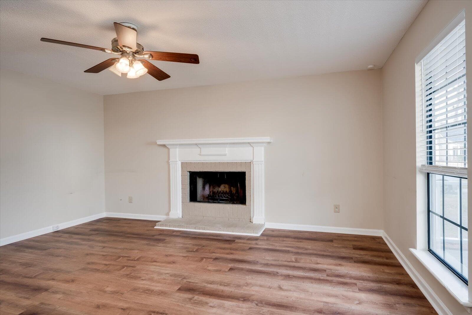 Single Family Residence at 2214 Pleasant Drive, Augusta, GA 30907, photo 5 of 31