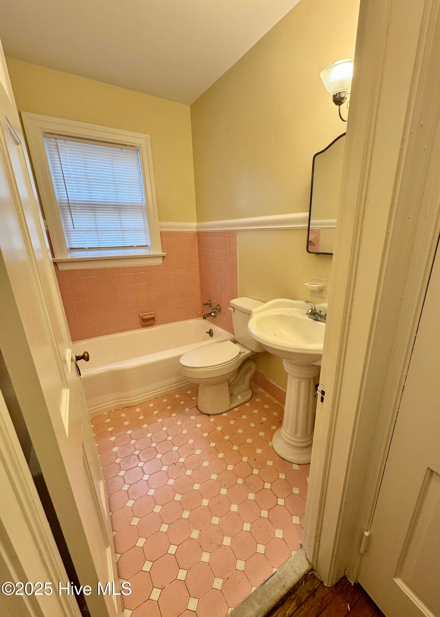 Single Family Residence at 306 Wilson Avenue, Kinston, NC 28501, photo 25 of 61