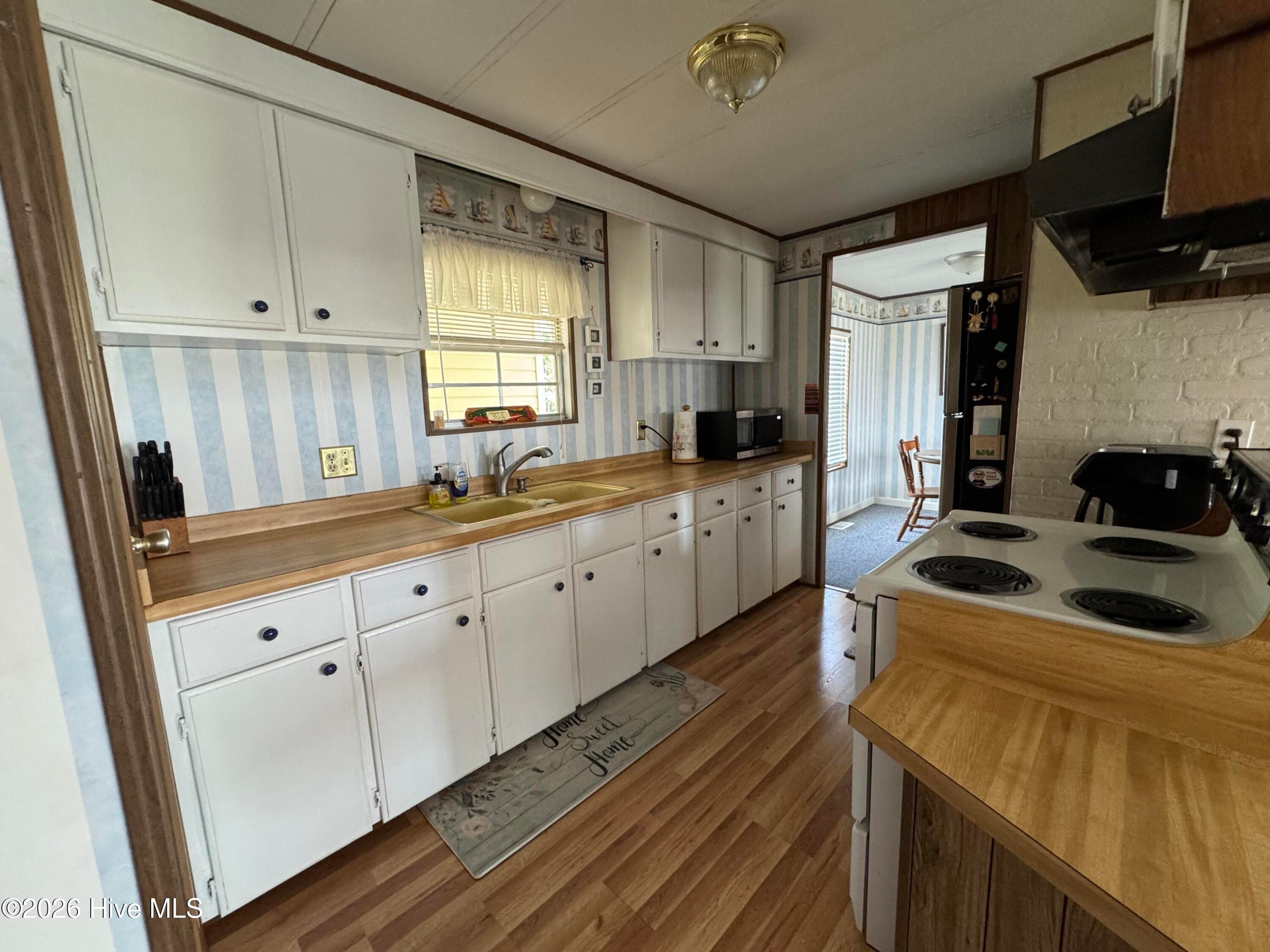 Single Family Residence at 1953 Canady Landing Road, Aurora, NC 27806, photo 10 of 29