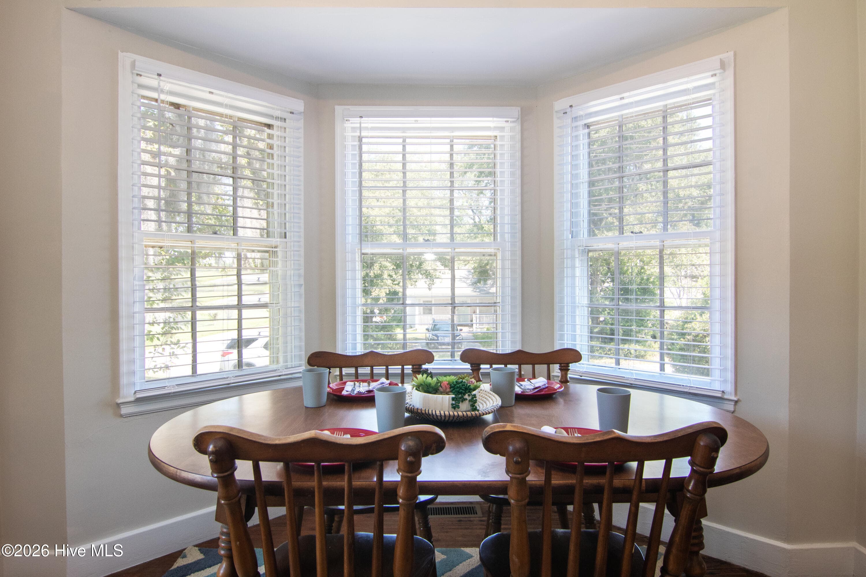 Single Family Residence at 3116 Camden Circle, Wilmington, NC 28403, photo 9 of 39