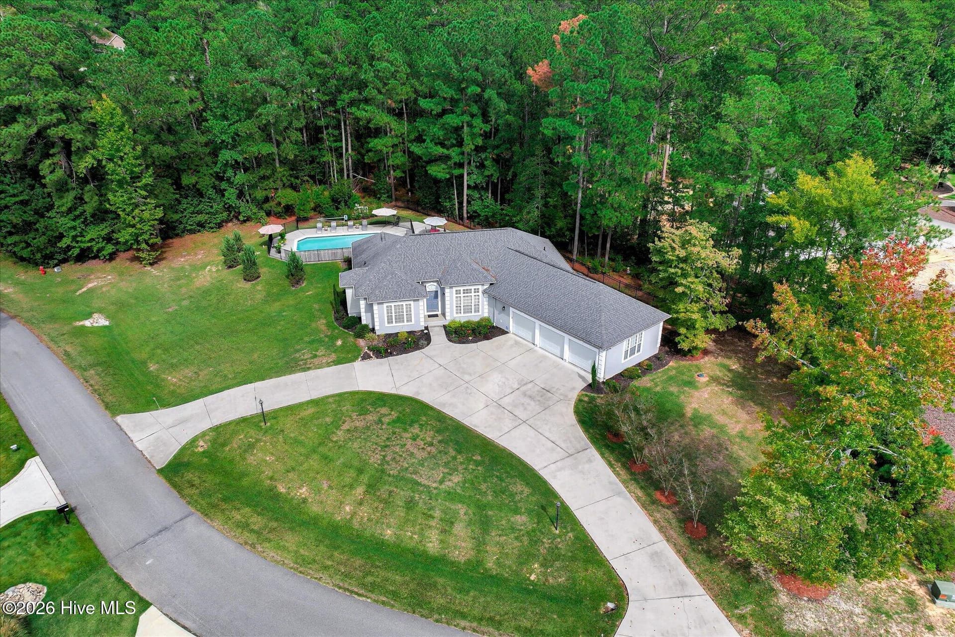 Single Family Residence at 116 Laurens Drive, McCormick, SC 29835, photo 5 of 66