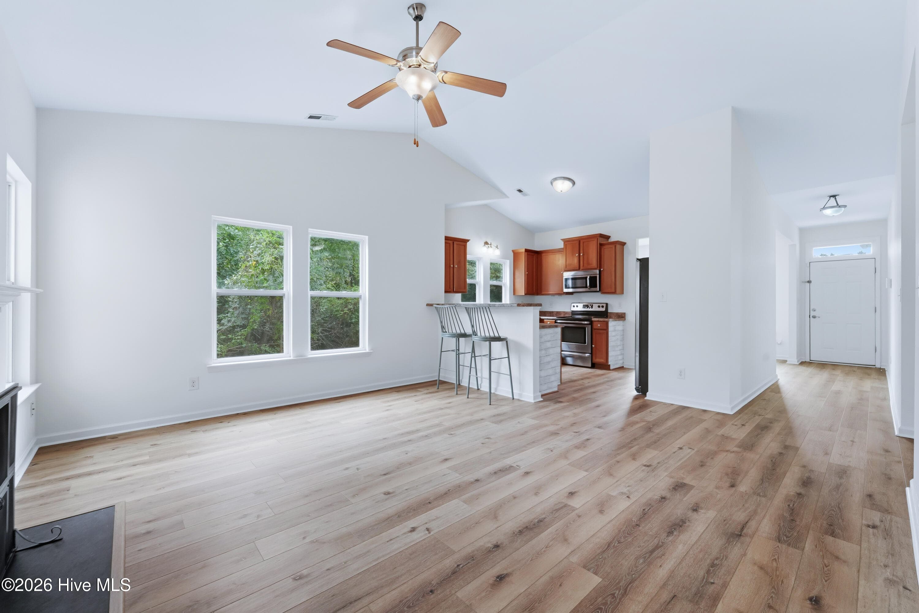 Single Family Residence at 103 Forsythia Court, Jacksonville, NC 28546, photo 3 of 48