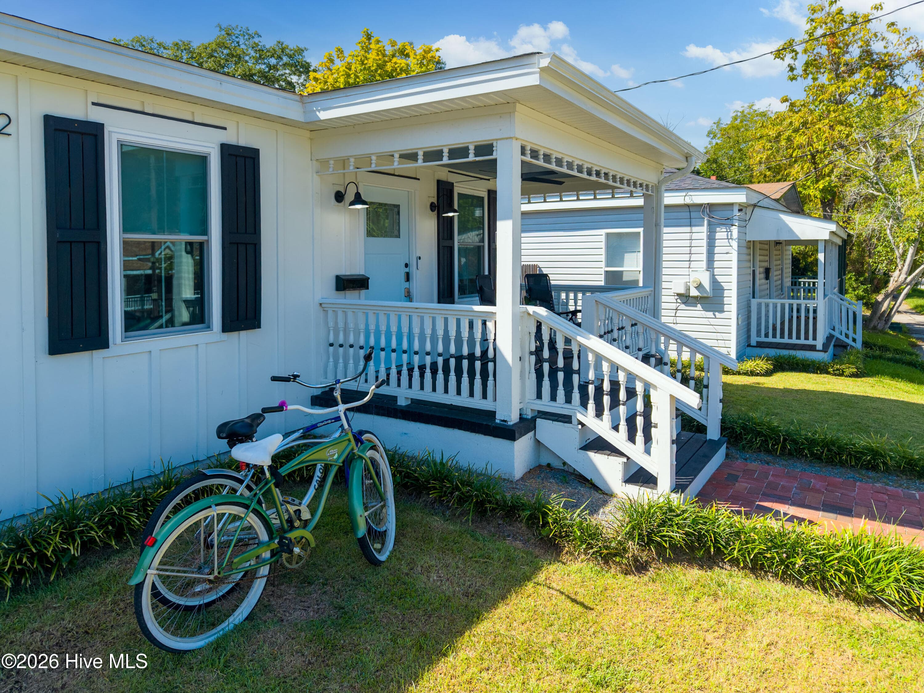 Single Family Residence at 312 S 14th Street, Wilmington, NC 28401, photo 6 of 39