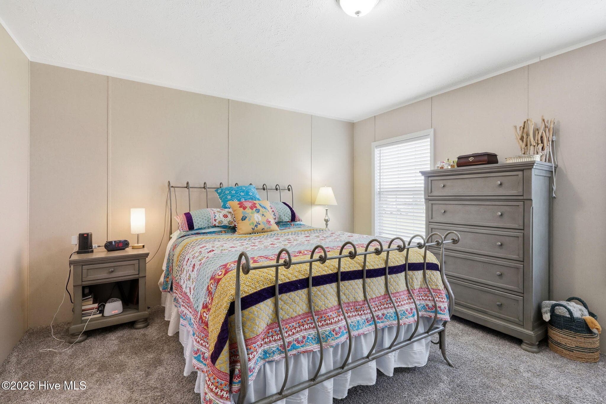 Manufactured Home at 203 Magnolia Drive, Stella, NC 28582, photo 14 of 40