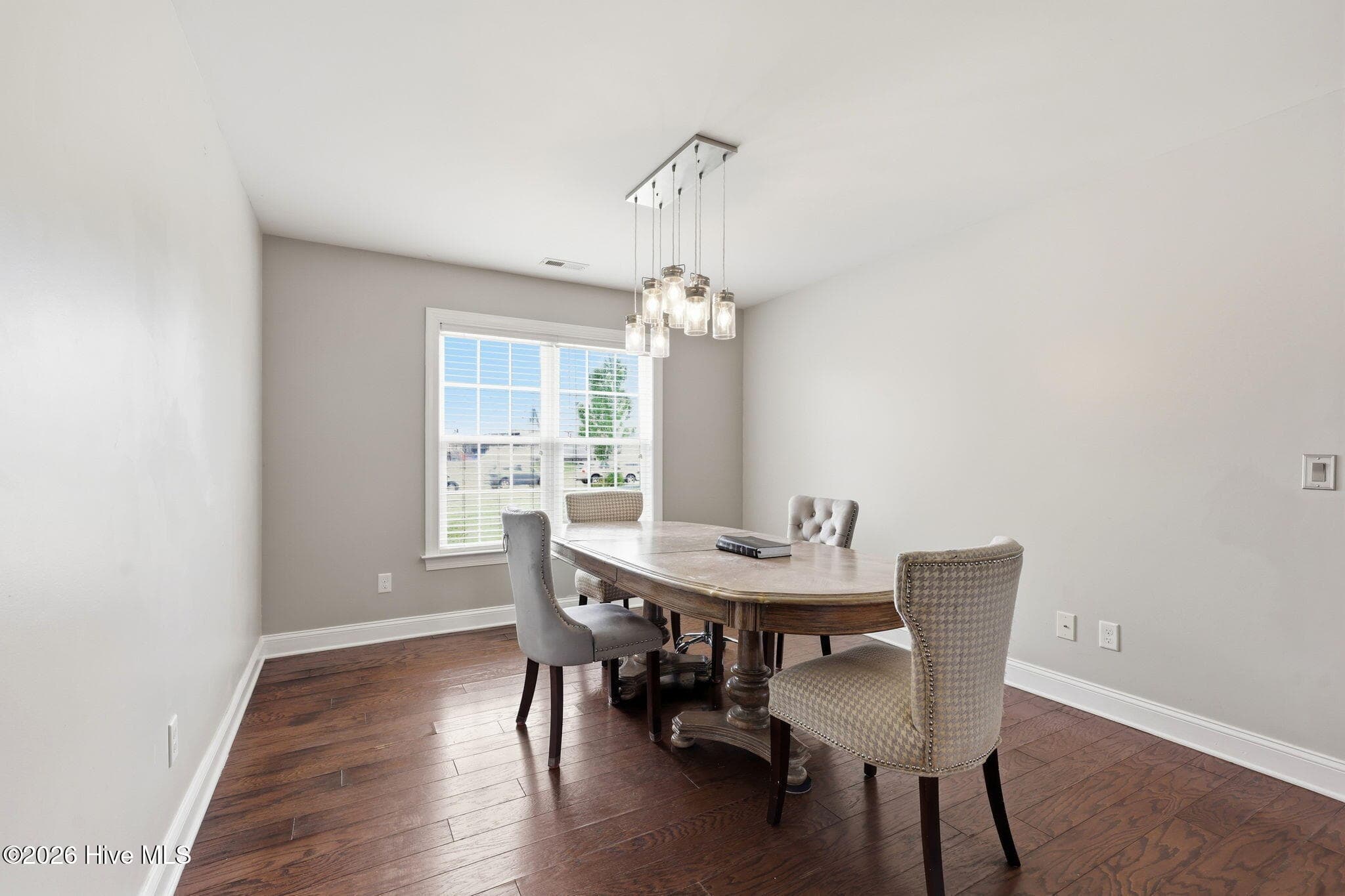 Single Family Residence at 803 Canvas Court, Swansboro, NC 28584, photo 31 of 102