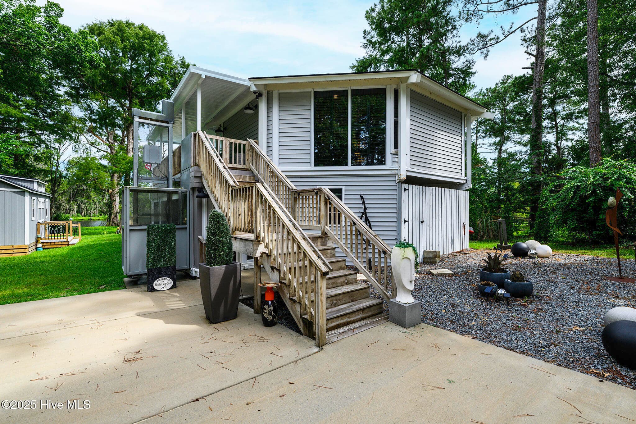 Single Family Residence at 210 Gangplank Road, New Bern, NC 28562, photo 62 of 86