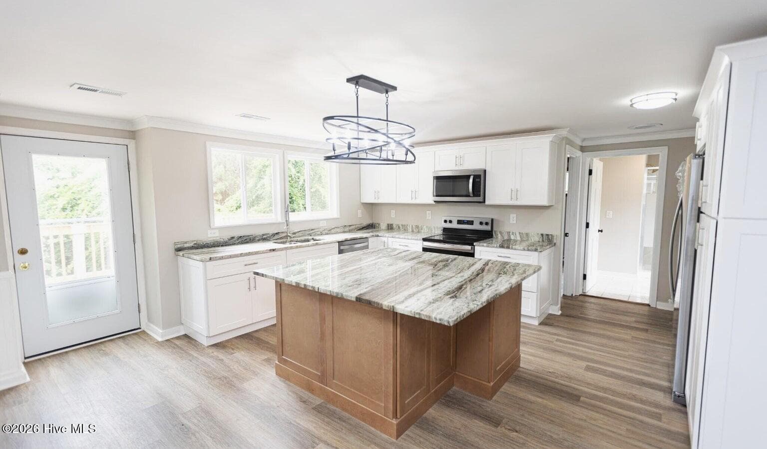 Kitchen - 104 Croatan Drive, Newport, NC 28570
