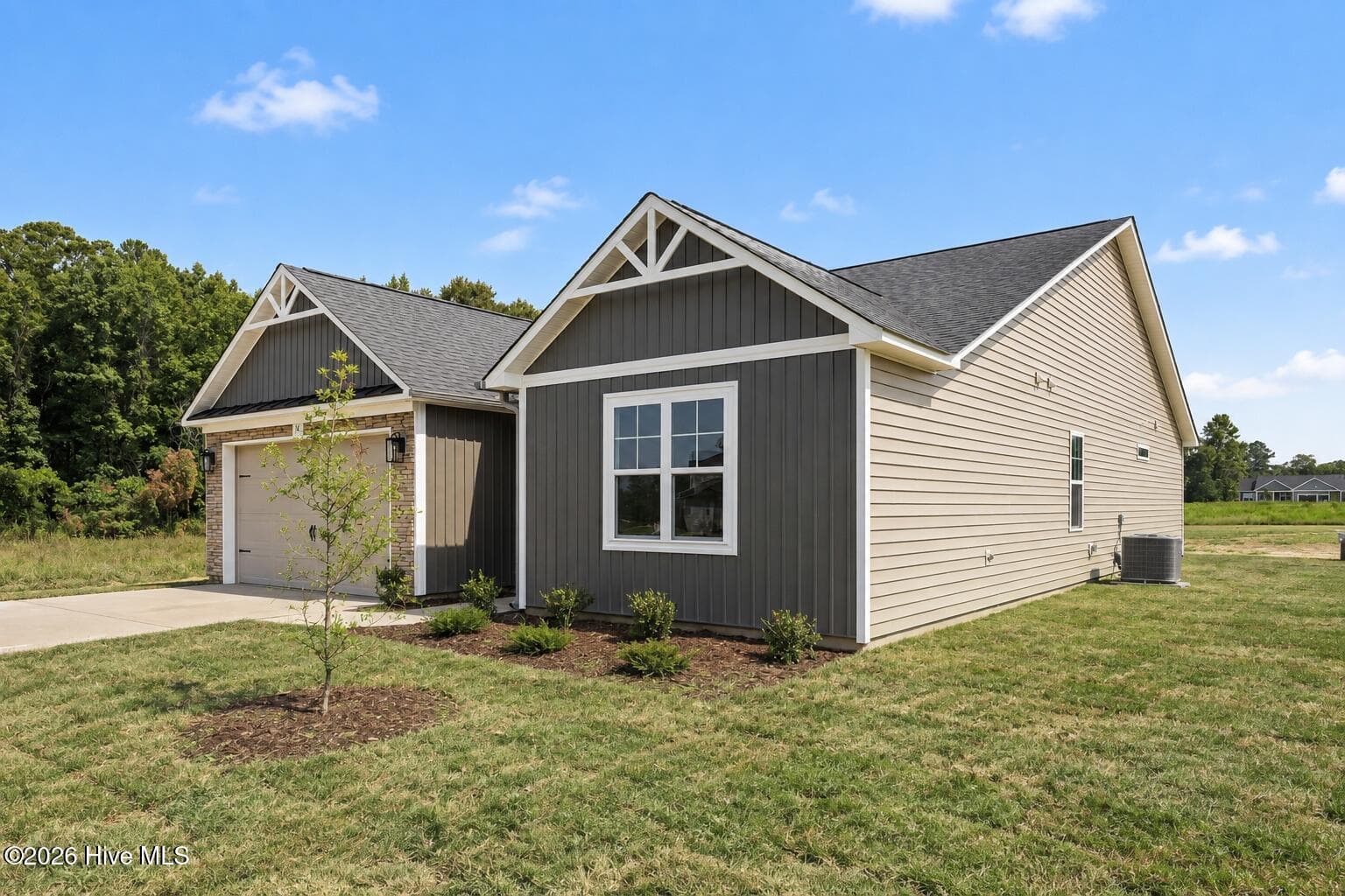 Single Family Residence at 14 Kizzy Drive, Selma, NC 27576, photo 15 of 92