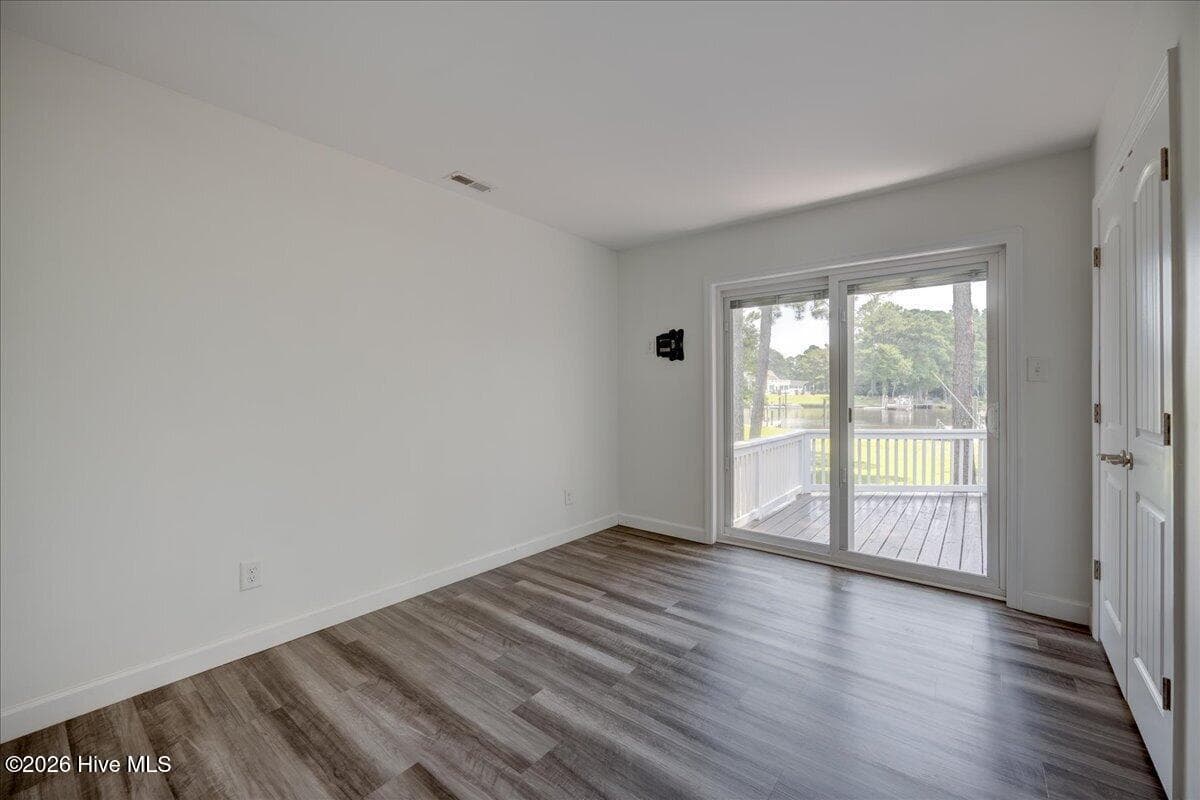 Single Family Residence at 5724 Gondolier Drive, New Bern, NC 28560, New Bern, photo 39 of 59
